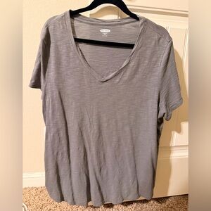 Women’s Old Navy Charcoal V-Neck Tee